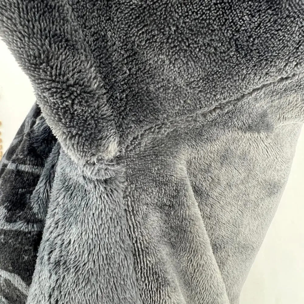 Star Wars Gray Velour Pullover Sweater Scifi Space Core S - Picture 7 of 8